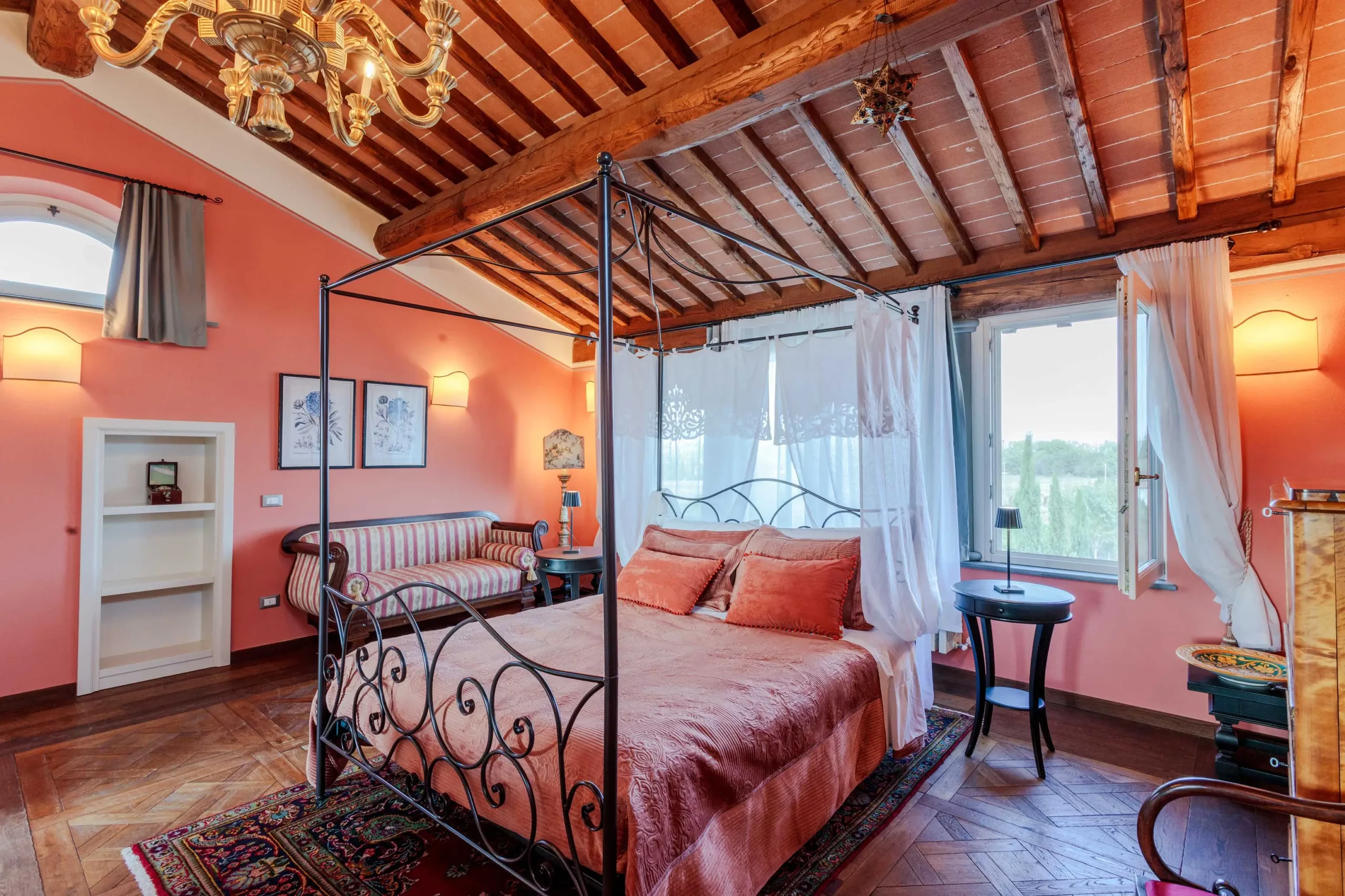 Tower Room – Villa Lippo – Montefalcone